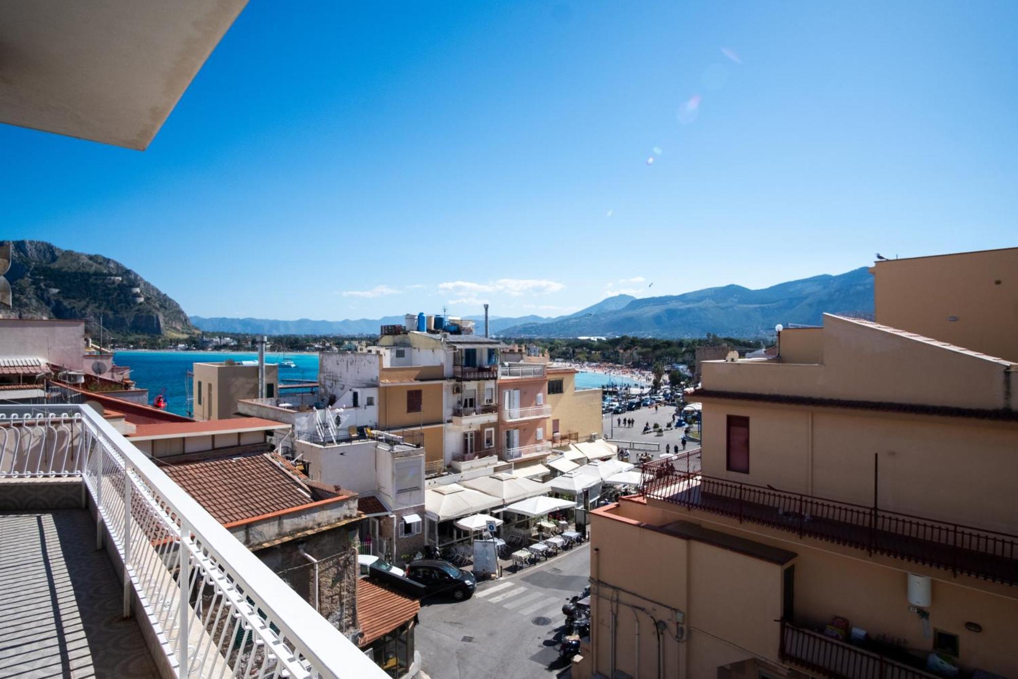 Mondello Sunsea House Apartment ภายนอก รูปภาพ