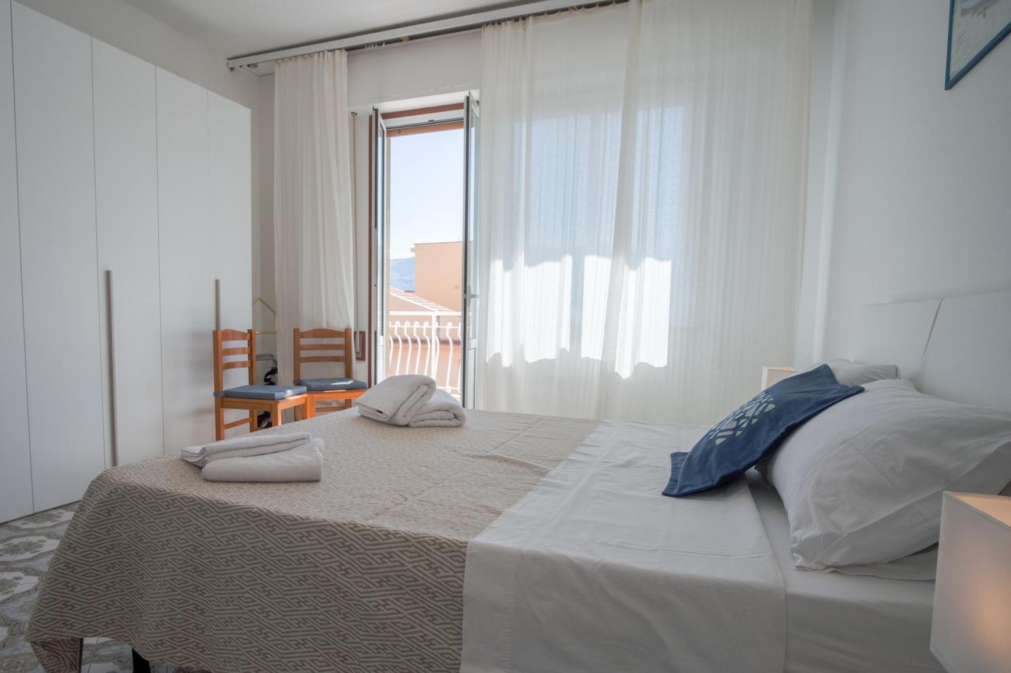 Mondello Sunsea House Apartment ภายนอก รูปภาพ